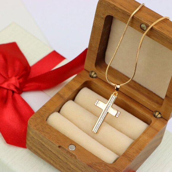 "Elegant Rose Gold Cross Pendant with Crystal Inlay Design, XPPT1269 - Picture 8 of 13